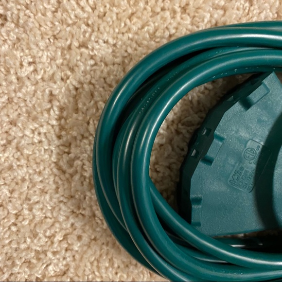 22ft Extension Cord (3 way split) - Picture 3 of 4